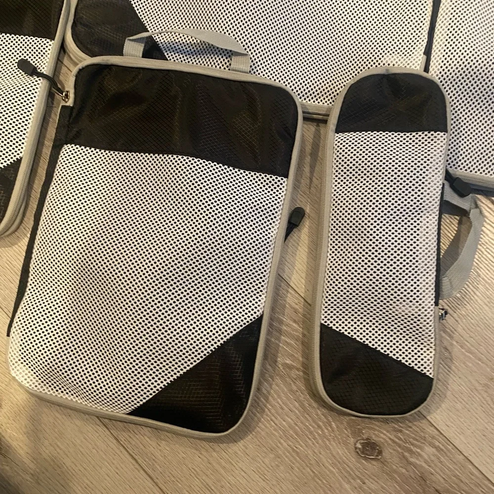 Black and White Garment Bags Set